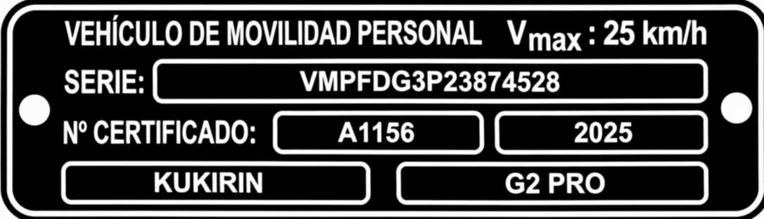 Placa/código de homologación DGT en un VMP 2025
